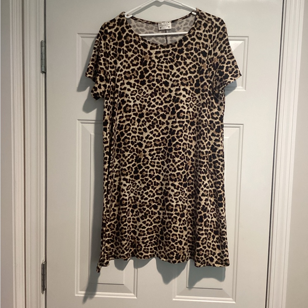 Leopard Print Short Sleeve Dress